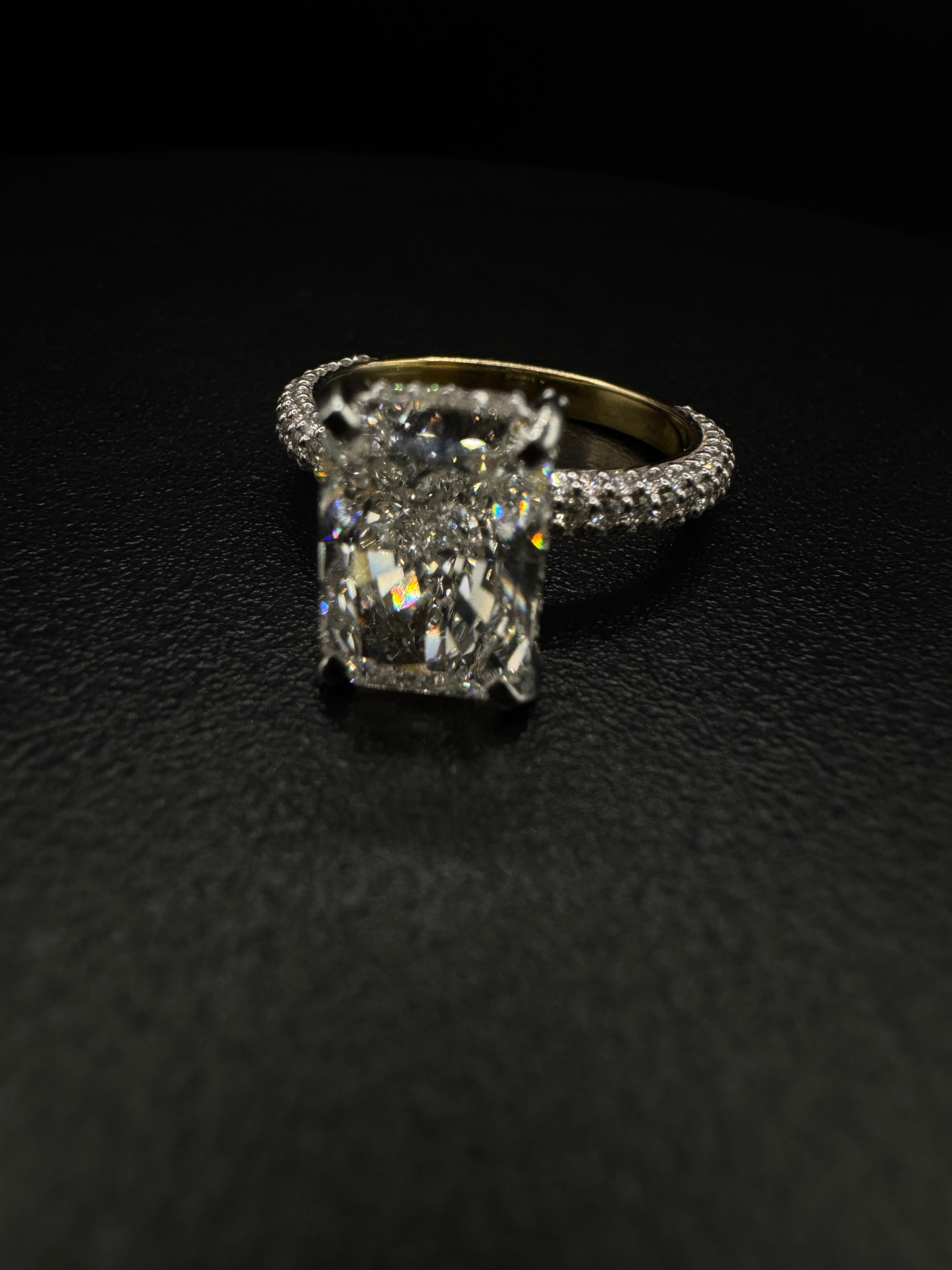 3.95 Radiant engagement ring set