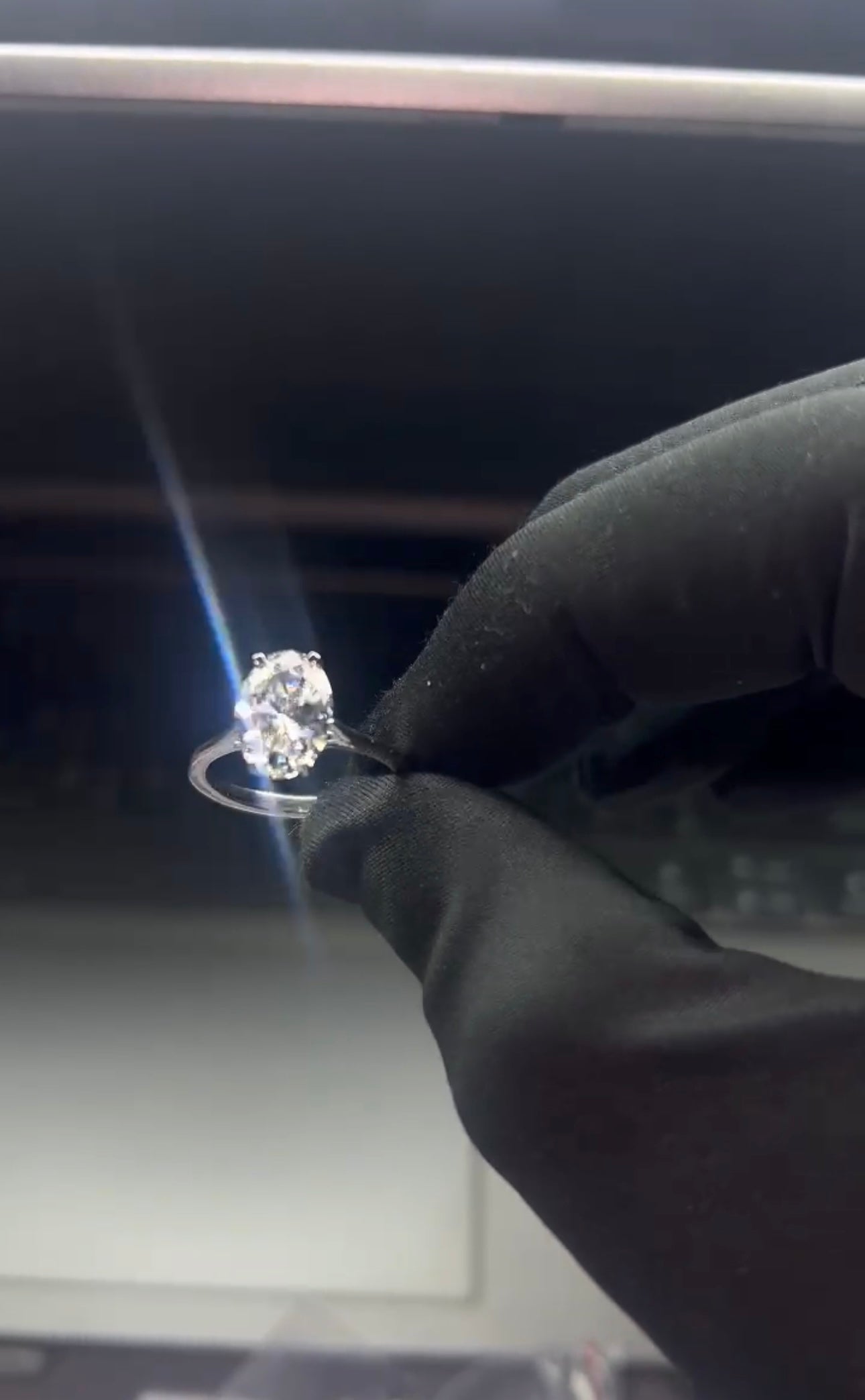 2.47 ct oval diamond ring